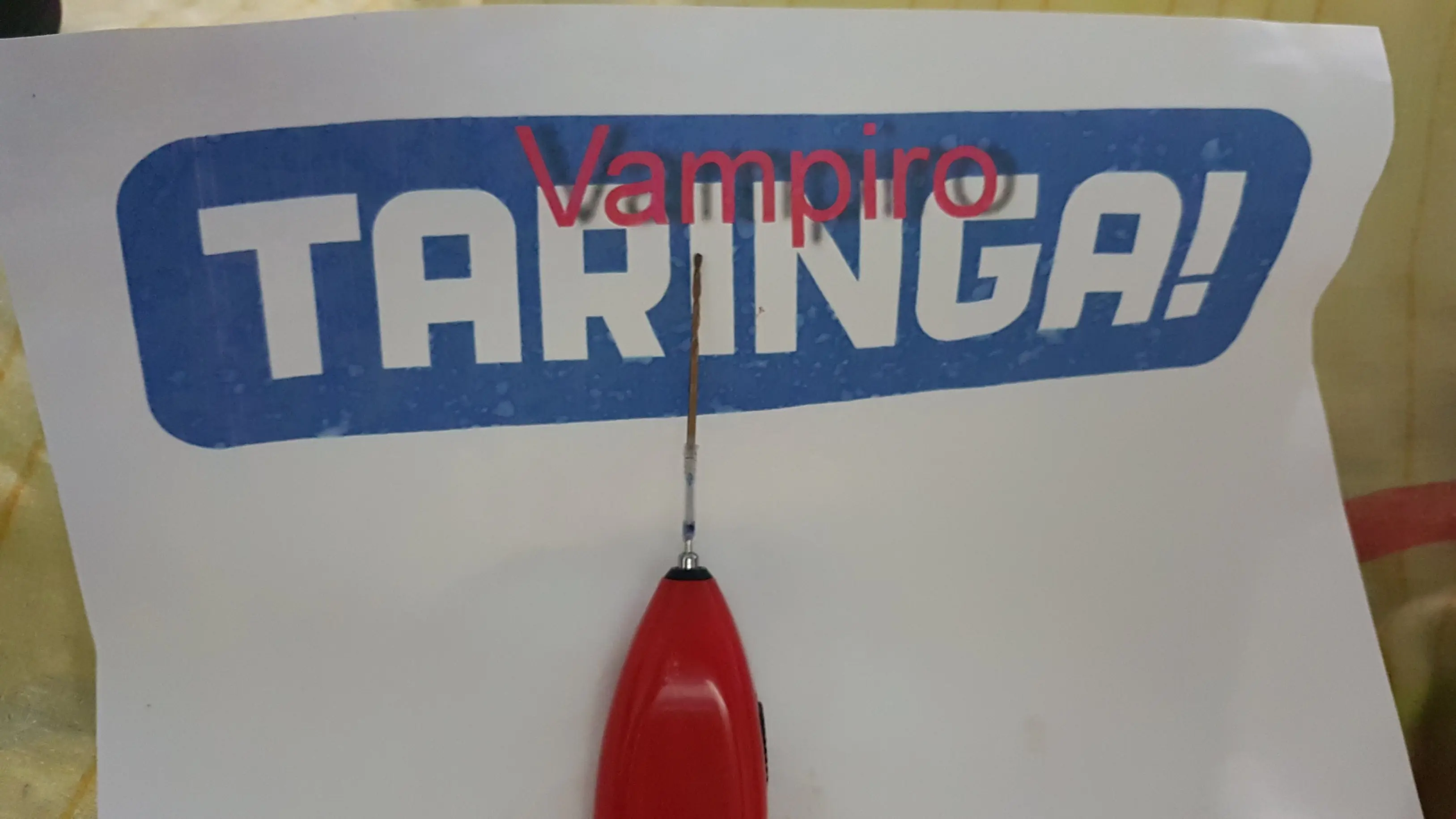 Mini Taladro casero hecho de batidor de caffe