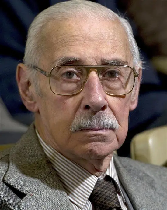 homenaje a un patriota,jorge rafael videla