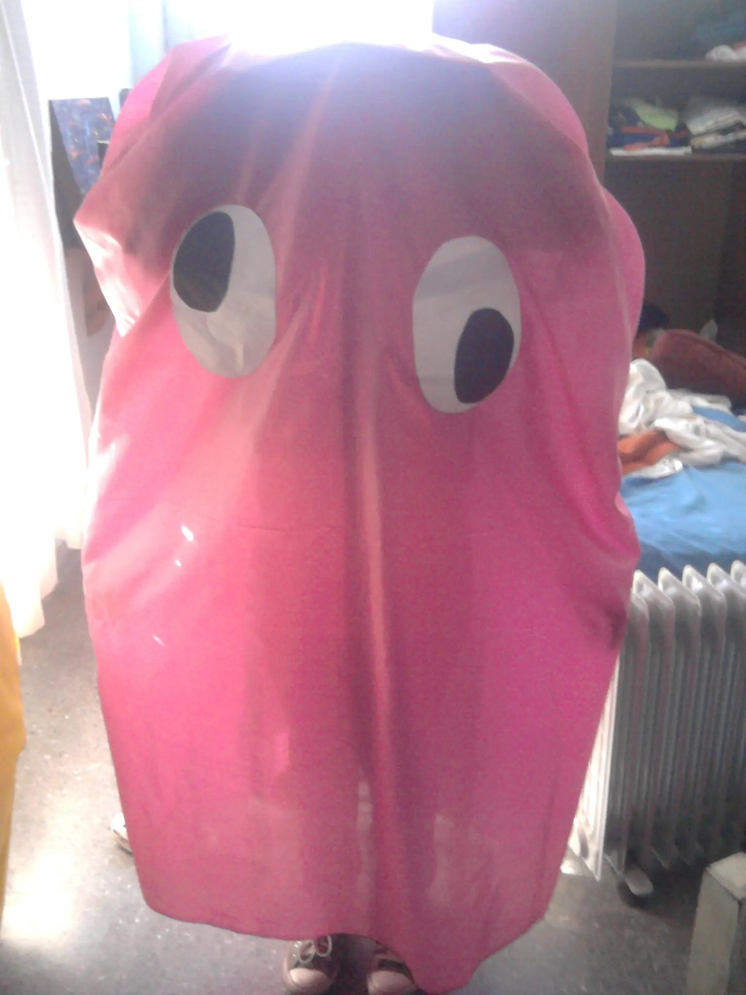 Hice mi disfraz de Pac-Man y los fantasmas y te lo muestro