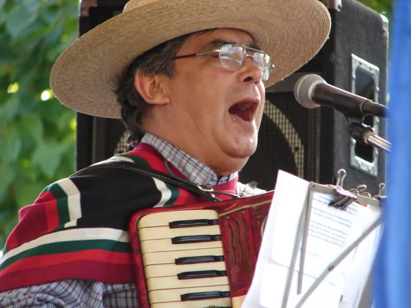 chilenos