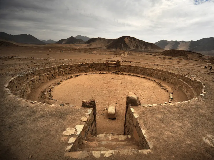Caral, la ciudad más antigua de América Caral, la ciudad más antigua de América