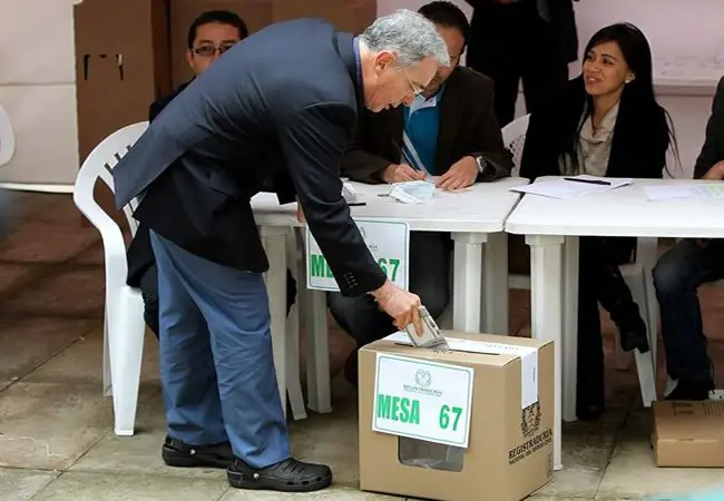 alvaro uribe