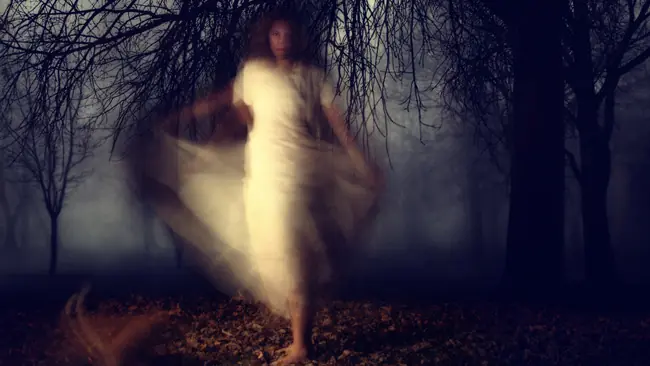 La escalofriante leyenda de la llorona,por el dia de muertos