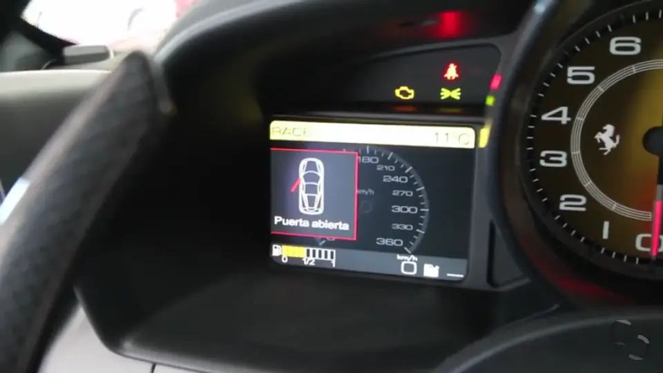 Como es una ferrari  por dentro