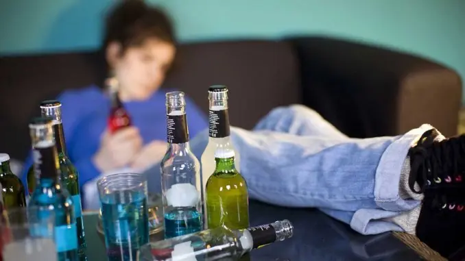 Alcohol en los jovenes Alcohol en los jovenes