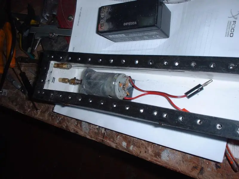 Construir submarino de control remoto