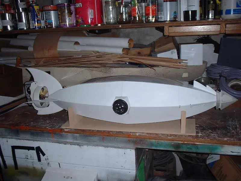 Construir submarino de control remoto