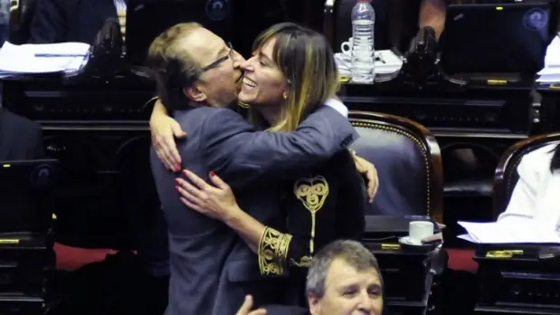 Quién es Isaac Bromberg, el diputado que le dio quórum a FpV