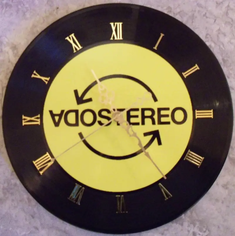 carpinteria. reloj cu-cu