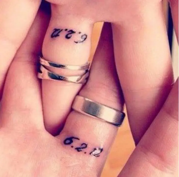 Estos hermosos anillos convertidos en tatuajes simbolizan el Estos hermosos anillos convertidos en tatuajes simbolizan el