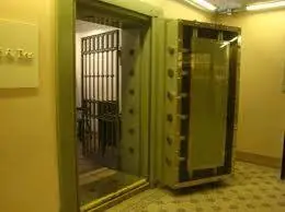 "Trabajo con cofres de bancos y te lo cuento"