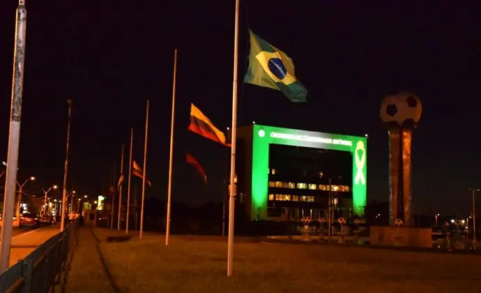 futbol solidadrio chapecoense messi brasil tragedia jugadores copa sudamericana taringa
