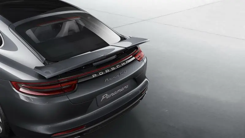 porsche panamera 2017