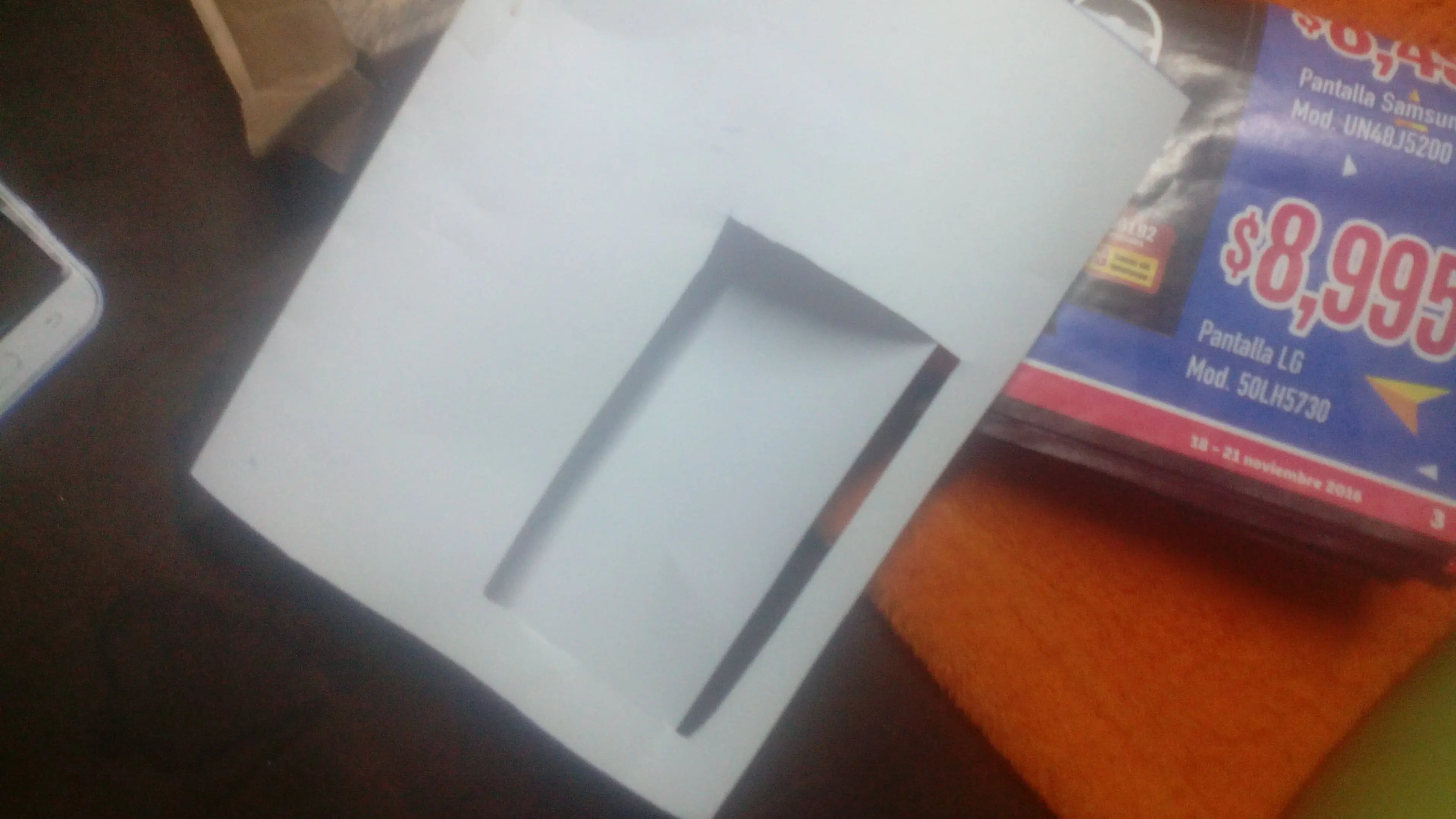 celular papel