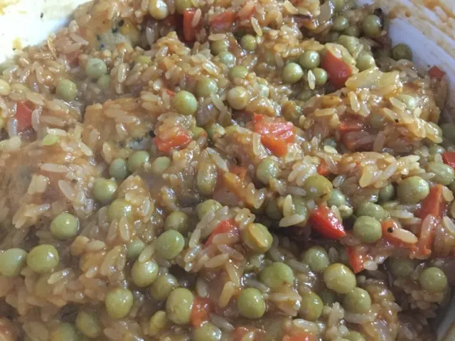 Albóndigas de Pollo con Salsa y Arroz [Foto-Receta]