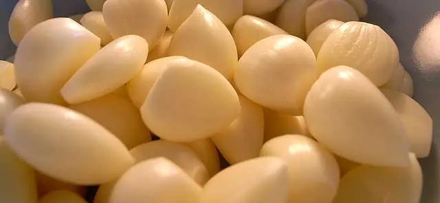 comer ajo con el estomago vacio