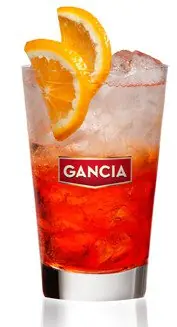 ¿Tu lincesa tiene sed y no le va la birrita en la vereda?