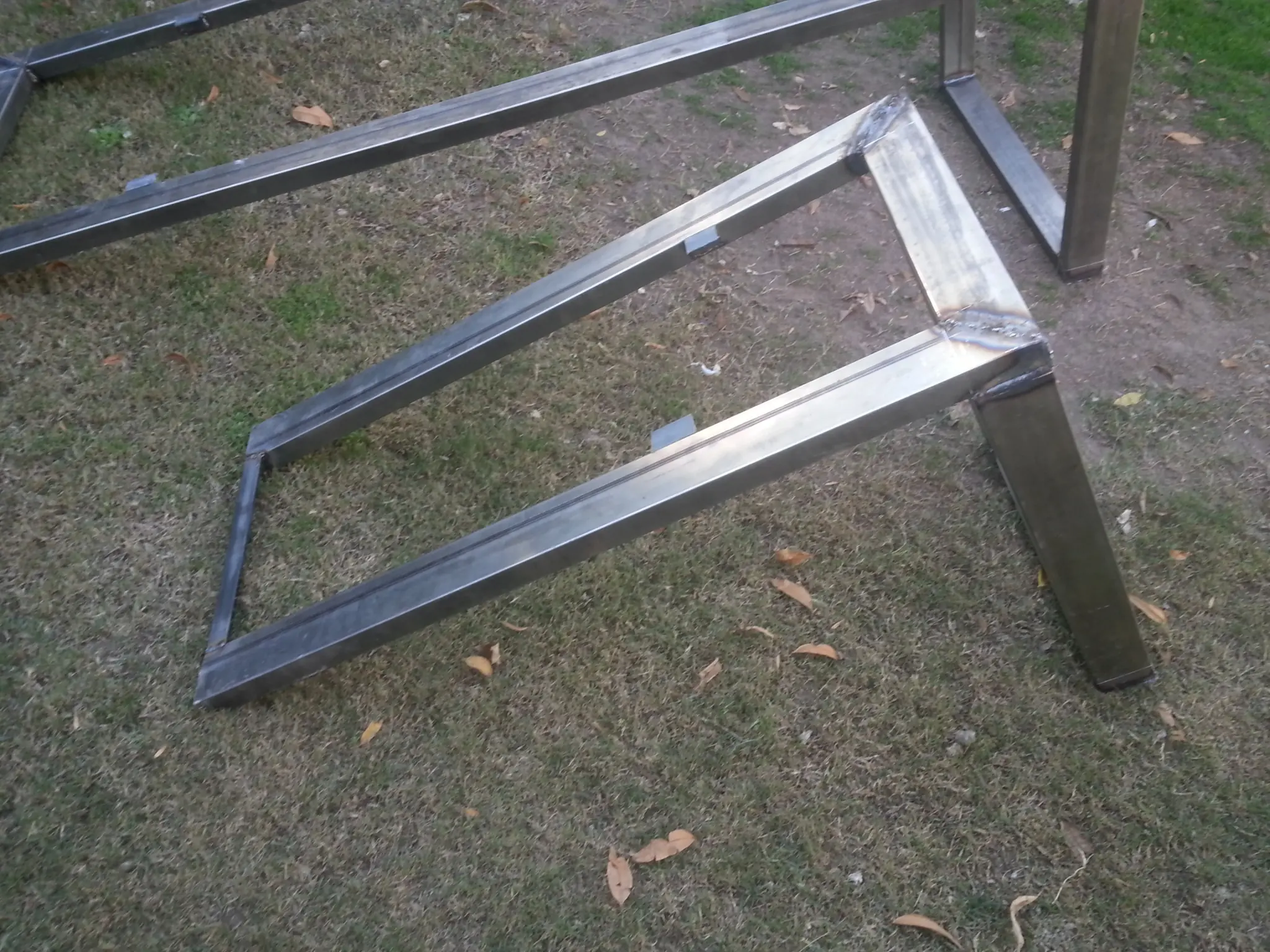 Diseñe y Construi un mueble L para la PC y Estudiar