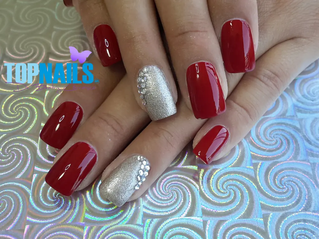 Uñas Acrílicas esmalte, Glitter Plata, Cristales Swarovski💅