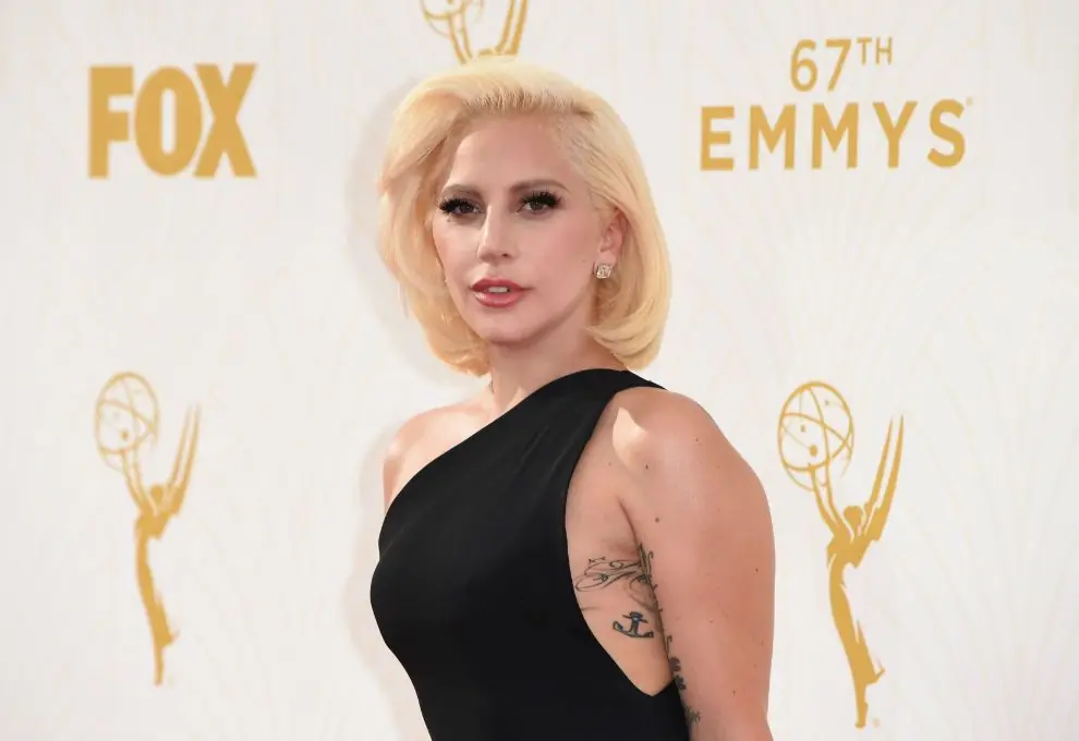 Lady Gaga confeso que padece estrés postraumático post viola