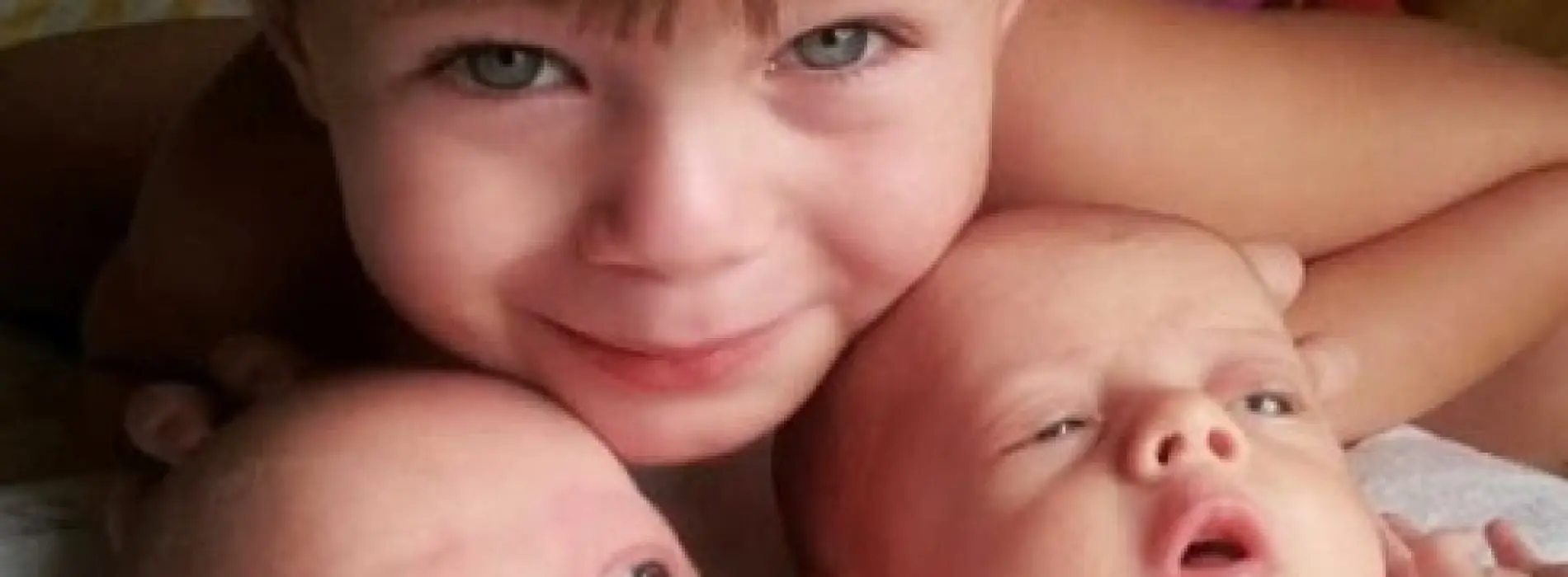 Niño de 4 años predice cosas y habla con los muertos
