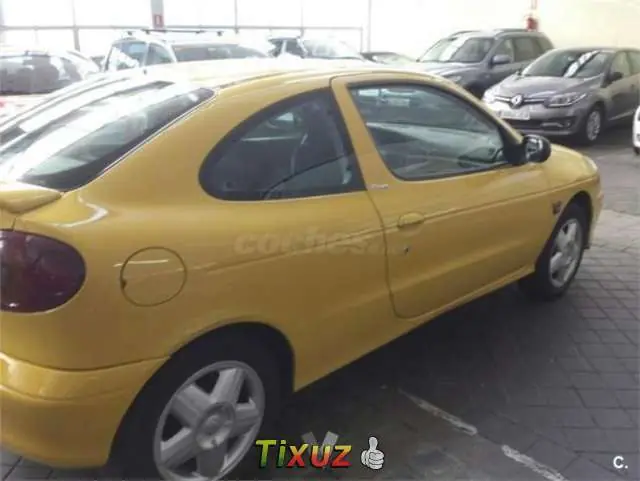 este es mi Renault favorito el Megane Coupe mod 2000