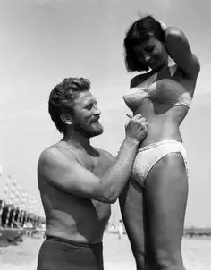 Kirk Douglas cumplió 100 pirulos - Homenaje