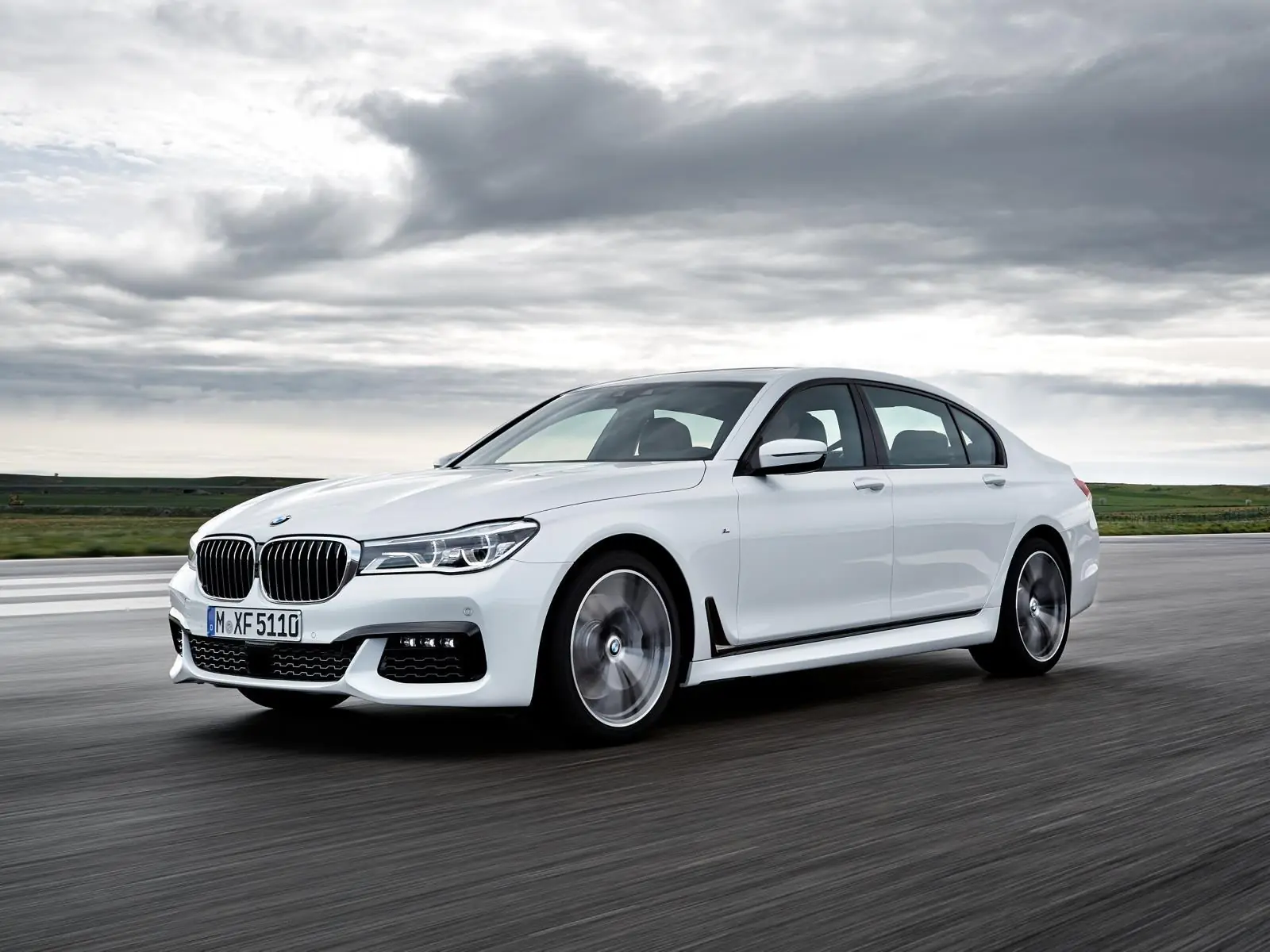 con 400cv y tres turbos asi es el nuevo Bmw serie 7 (2016) con 400cv y tres turbos asi es el nuevo Bmw serie 7 (2016)