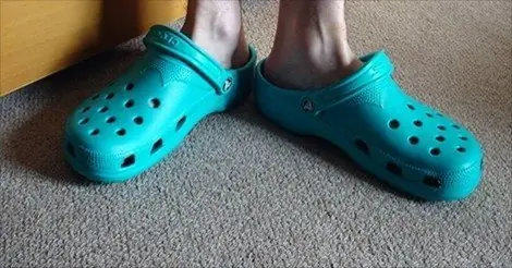 Tus hijos utilizan estas zapatillas? Quítaselas ahora mismo!