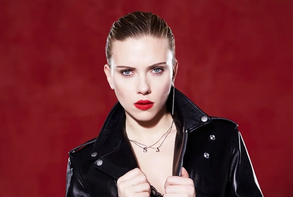 Scarlett Johansson Scarlett Johansson