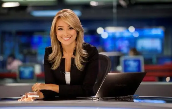 Presentadoras MILF de noticias Colombianas [Pasa Lince]