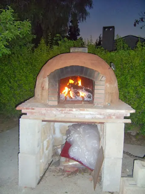 Construir tu propio horno de barro casero. Todos los pasos