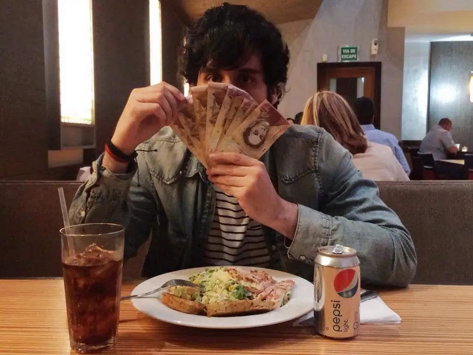 Taringuero Vivió como un Rey en Venezuela por 0.08 Bitcoins