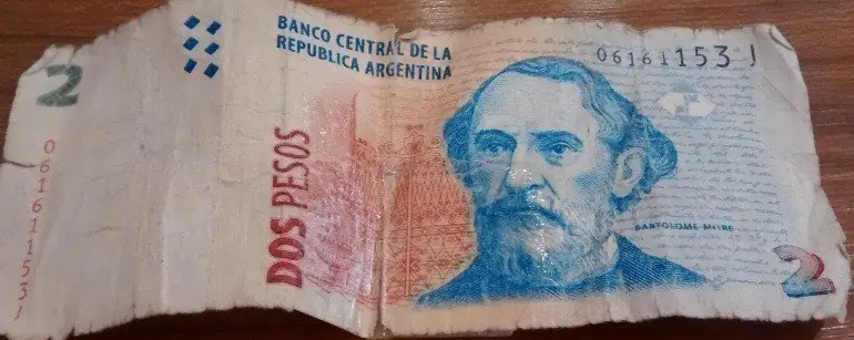 Fuí a hacer un trabajo y me pagaron dos mangos con cincuenta