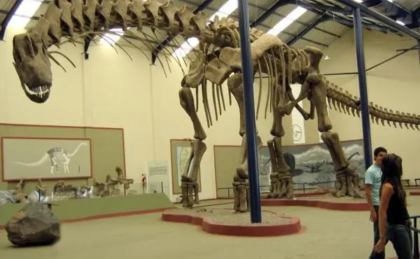 el dinosaurio el dinosaurio