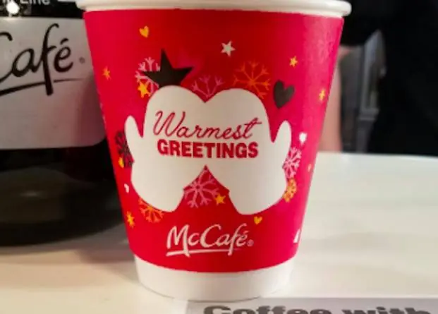 Vasos navideños de McDonald’s se vuelven virales razón?