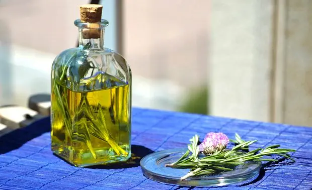 Aliviar el dolor de cabeza sin recurrir a pastillas