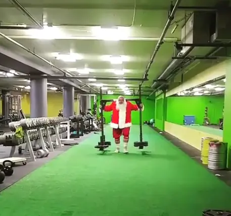 Él es el Santa Claus más fuerte del mundo
