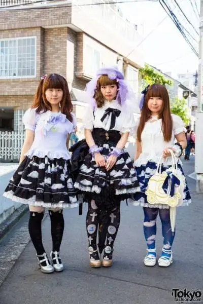 Los japoneses son únicos hasta para vestirse