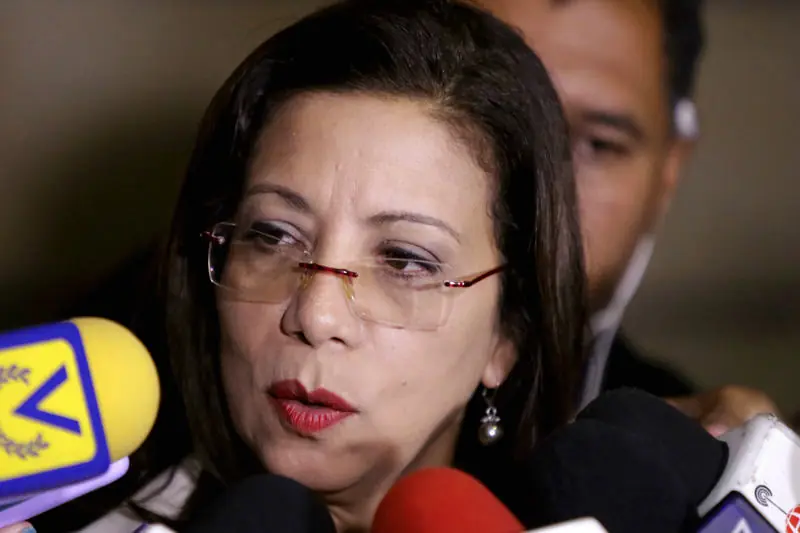 Vzla:Tania Diaz Critica dinero de la familia de Allup