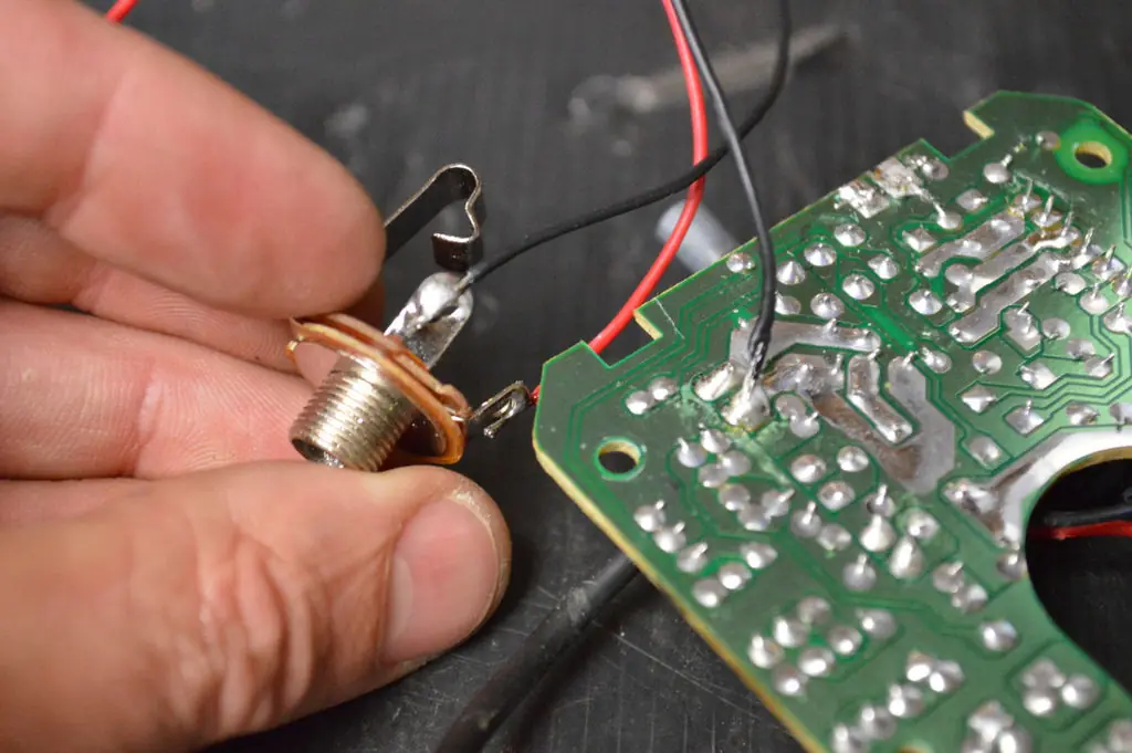 mini amplificador para guitarra