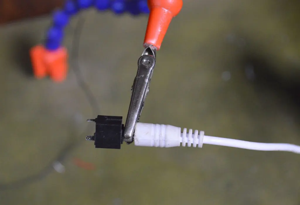 Construye tu mini amplificador casero con este post!!