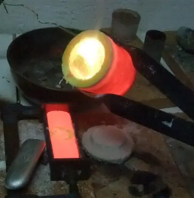 Funde metales con el microondas