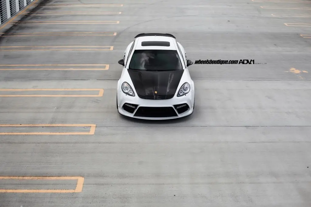 el Porsche Panamera Turbo de Mansory ahora con 680cv