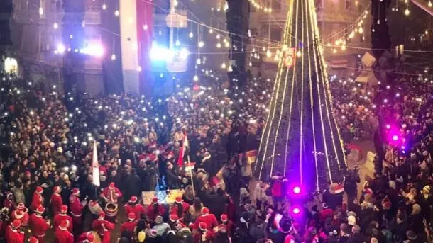 Llora occidente! Siria celebra la reconquista de Alepo Llora occidente! Siria celebra la reconquista de Alepo