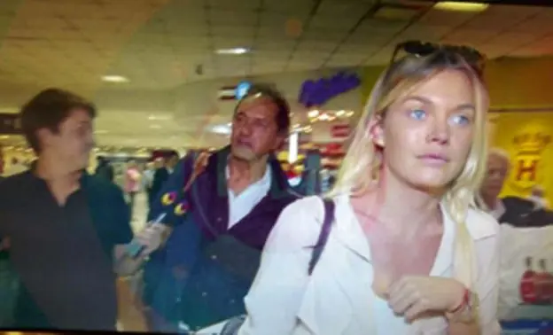 Más vuelos del “pirata” Scioli con la modelo