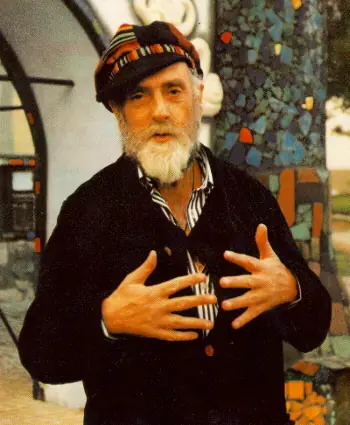 Pensar Distinto / Hunderrtwasser (1928-2000)