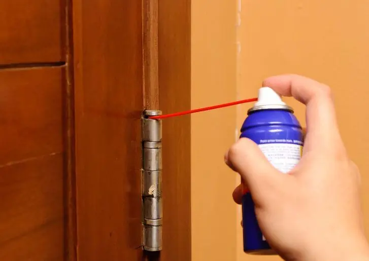11 usos del WD-40 o "afloja todo"