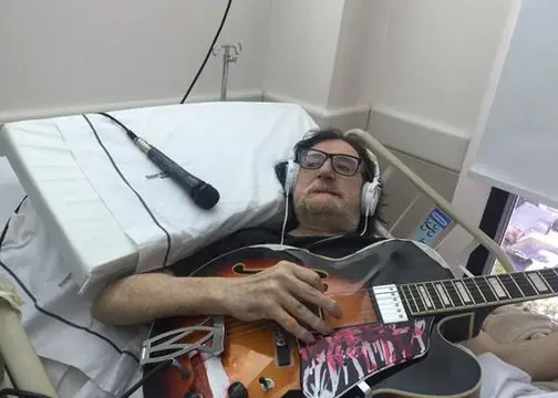 Charly García fue internado nuevamente