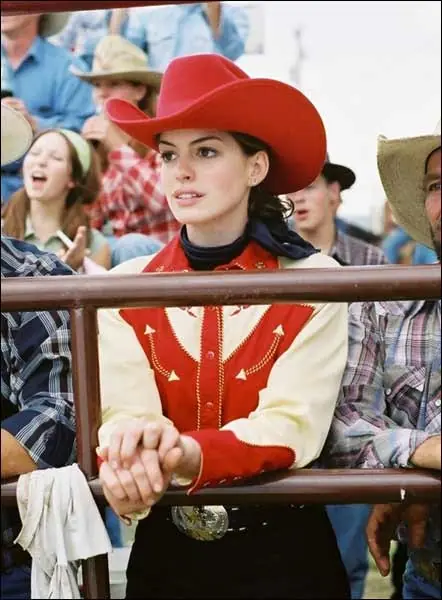 anne hathway look